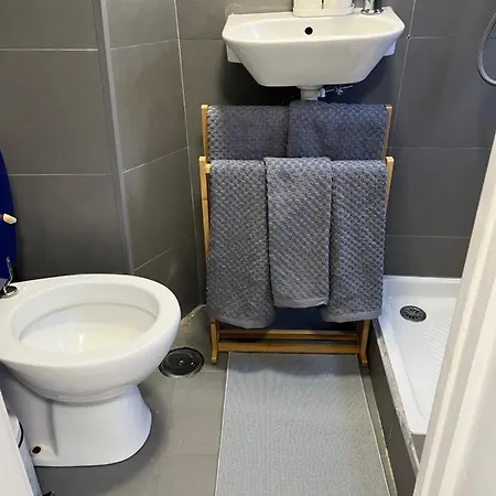 Perfect Mouraria Лиссабон